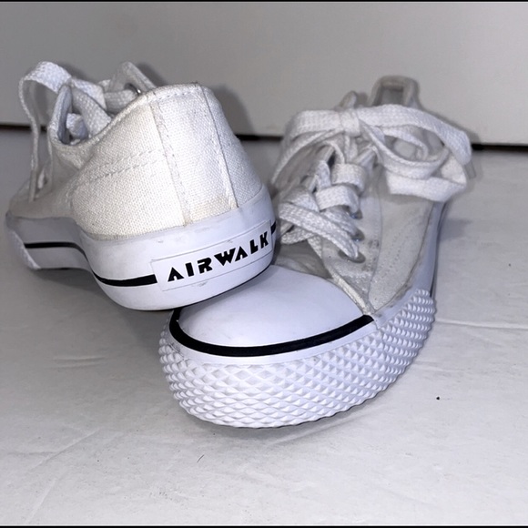 🔵👑”KIDS” AIRWALK WHITE CANVAS LOWTOP SNEAKERS - Picture 5 of 11